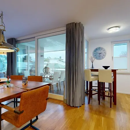 Apartamento Strandnahe Fewo Mit Dachterrasse Und Meerblick, Strandhaus Seeblick, Binz *