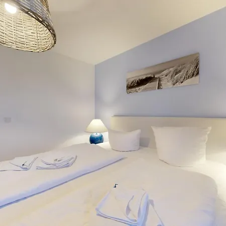 Strandnahe Fewo Mit Dachterrasse Und Meerblick, Strandhaus Seeblick, Binz Apartmán *