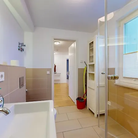 Strandnahe Fewo Mit Dachterrasse Und Meerblick, Strandhaus Seeblick, Binz