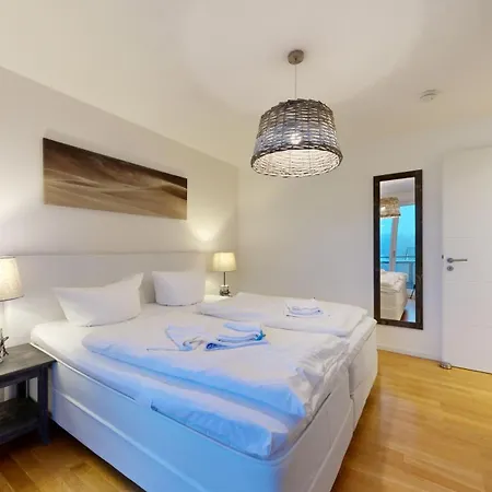 Strandnahe Fewo Mit Dachterrasse Und Meerblick, Strandhaus Seeblick, Binz