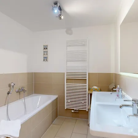 Strandnahe Fewo Mit Dachterrasse Und Meerblick, Strandhaus Seeblick, Binz Apartamento