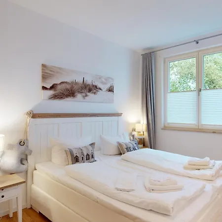 Strandnahe Fewo Mit Dachterrasse Und Meerblick, Strandhaus Seeblick, Binz *