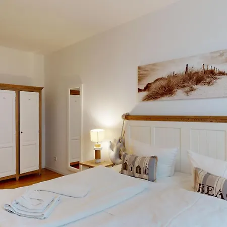 Strandnahe Fewo Mit Dachterrasse Und Meerblick, Strandhaus Seeblick, Binz