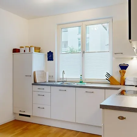 Strandnahe Fewo Mit Dachterrasse Und Meerblick, Strandhaus Seeblick, Binz * Binz