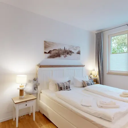 Apartamento Strandnahe Fewo Mit Dachterrasse Und Meerblick, Strandhaus Seeblick, Binz *