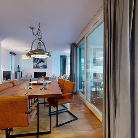 Strandnahe Mit Dachterrasse Und Meerblick, Strandhaus Seeblick, Apartment *